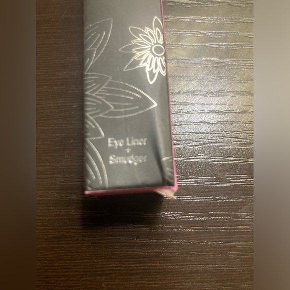 Pop Beauty kajel Pen in flirty Fushia. New in box. Eye liner + smudger - Picture 7 of 10